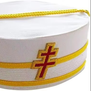 Gorro Ceremonial Masónico del 33º Grado del Rito Escocés SMJ con Cruz Patriarcal, Bordado a Mano con Hilo de Oro - Product Image 1