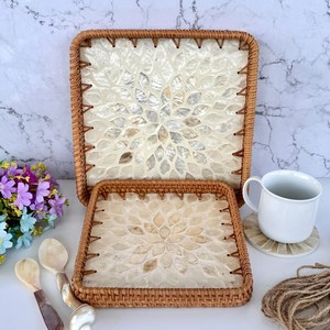 Plateau en rotin fait main, article tendance et très vendu, plateau de service pour collations et thé, personnalisation disponible, fabriqué en Inde par UO - Product Image 1