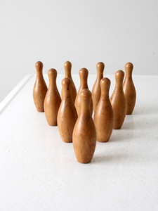 Jeu de quilles à neuf quilles en bois naturel poli fait main, design autoportant, pour intérieur/extérieur, jeu familial et pour enfants - Product Image 3