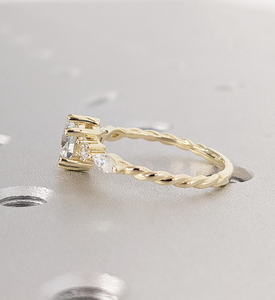 Anillo de Compromiso de Diamantes con Certificación IGI, Corte Brillante, Chapado en Oro y Plata de Lujo, Joyería Fina para Mujer, Venta al Por Mayor OEM ODM - Product Image 2