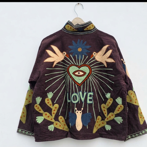 Veste courte en velours côtelé marron foncé style Suzani, broderie artisanale Cœur Sacré et oiseaux, col montant vintage pour femme - Product Image 2