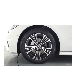 Mercedes-Benz Classe E E200 Avantgarde Modèle août 2024 avec 17 875 km, conduite à gauche, boîte automatique, caméra de recul - Product Image 5