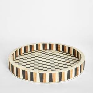 Plateau de service décoratif de luxe en os incrusté avec poignées |   Table basse rectangulaire géométrique noire et blanche, plateau ottoman, décoration d'intérieur - Product Image 5