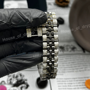 Pulsera de Reloj Hip Hop Negra con Diamantes de Moissanita VVS de Acero Inoxidable Iced Out Bling - Product Image 1