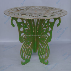 Table d'appoint artistique en aluminium, pieds inspirés des papillons, fabrication artisanale, mobilier moderne et élégant en métal, design raffiné pour les espaces de vie - Product Image 3