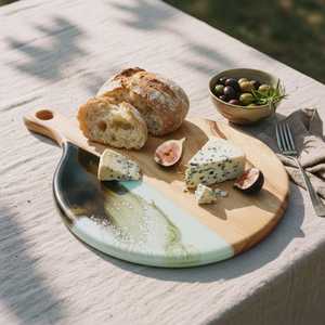 Planche à fromage rustique en bois avec poignée en résine, faite à la main, pour servir et couper, compatible lave-vaisselle, épaisseur 1,5 cm, idéale pour les soirées vin et mariages - Product Image 1