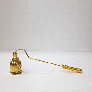 Élégant éteignoir à bougie en gros, disponible en couleurs et tailles personnalisées, accessoires uniques pour bougies en béton et pots à bougies - Product Image 1