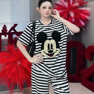Conjunto de dos piezas de verano Mickey para mujer, ropa cómoda, natural, a la moda, lavable, con empaque personalizado del fabricante de Vietnam. - Product Image 6