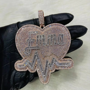 Pendentif Moissanite de Luxe en Forme de Cœur, Personnalisé avec Nom, Finition Or Rose, Bijou Hip Hop, Collier Statement - Product Image 6
