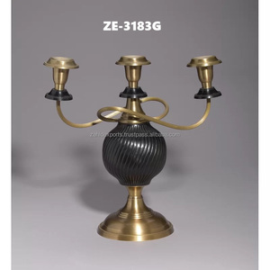 Candélabre en bronze ZE-3183G avec corps côtelé noir et trois bras pour la décoration de la maison - Product Image 1