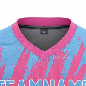 Conjunto de Camiseta y Pantalones Cortos de Entrenamiento de Fútbol Transpirable que Absorbe la Humedad, Talla Grande, 100% Poliéster, para Prácticas de Equipo y Partidos al Aire Libre - Product Image 6