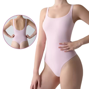 ชุดโยคะ 2 ชิ้น แบรนด์ดังสำหรับผู้หญิง แบบ Racerback คอกว้าง เอวสูง ยืดหยุ่น ระบายอากาศได้ดี เป็นมิตรกับสิ่งแวดล้อม ผลิตจากผ้าสแปนเด็กซ์/ไนลอน ขายส่ง - Product Image 3