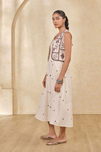 Vestido maxi sin mangas con cuello halter geométrico de tejido natural, estilo crop top, holgado, informal, de verano, ecológico, con borlas para mujer - Product Image 3