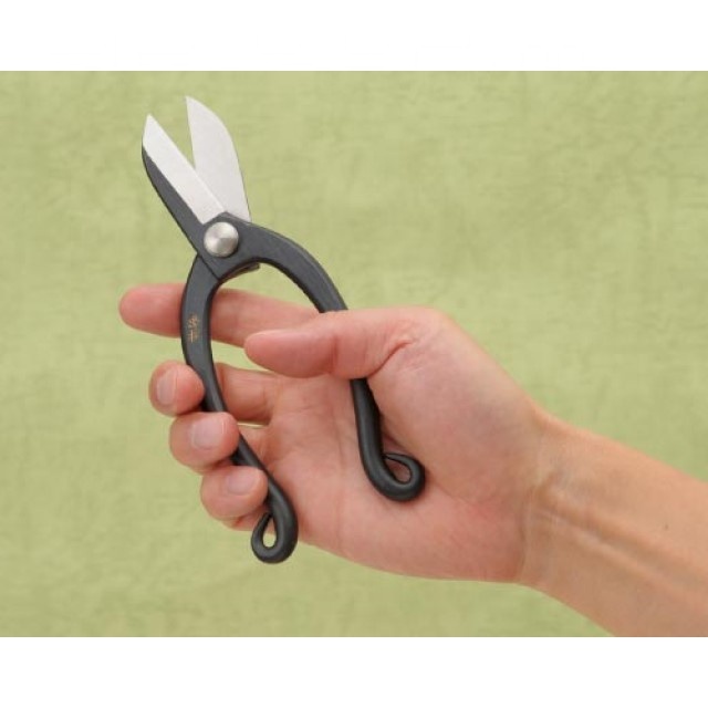 Black Flower Scissors Expensive Yasuki Blue Steel 2 Flower