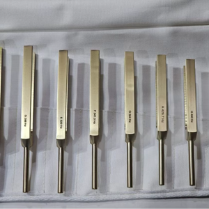 Juego de diapasones armónicos de latón nuevos de Mars International Manufacture Harmonic Spectrum Tuning Forks - Product Image 1