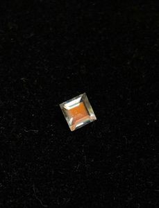 Piedra lunar arcoíris de Madagascar, corte cuadrado. Impresionante fuego naranja con juego de colores. - Product Image 4