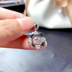 Round Cut Simulated Diamond Women's Stunning Round Pendant 14k White Gold Plated - Product Image 4