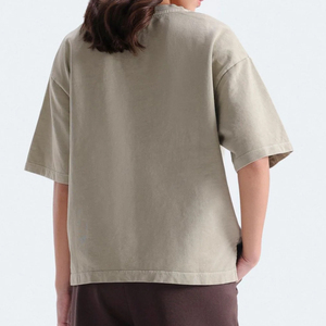 เสื้อยืดคอกลมสีเบจสำหรับผู้หญิง ผ้าฝ้าย 100% ทรงปกติ แขนสั้น สไตล์ลำลอง มีกระเป๋า ใส่ได้ทุกฤดู ระบายอากาศได้ดี เป็นมิตรกับสิ่งแวดล้อม แห้งเร็ว - Product Image 2