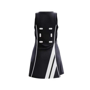 Conjunto Deportivo Casual para Mujer, Azul Degradado, Pantalones Cortos Negros, Calcetines Azules, Impresión por Transferencia de Calor, Transpirable, Secado Rápido, 100% Poliéster - Product Image 4