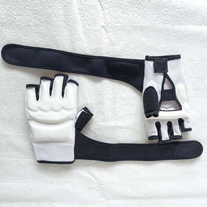 Meilleurs gants de boxe en cuir pour MMA, Muay Thai et arts martiaux, fabrication de qualité supérieure, gants de taekwondo unisexes à demi-doigts - Product Image 6