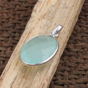 Pendentif en calcédoine aqua naturelle, collier en argent sterling 925, charme en pierre précieuse, bijoux fins faits à la main pour femmes, fournisseur en gros - Product Image 4
