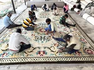 Direct Factory Sale Luxurious <b>Hand</b> <b>Tufted</b> Wool Area <b>Rug</b> Multi-Coloured Embroidered Pattern Fur Floor Decoration Home Living Room - Product Image 2