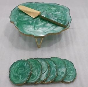 Handmade Round Pink Stone Cake Platter With Gold Glitter And Jewel Trim Cake Stand - Product Image 3