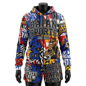 Ensemble de survêtement pour femme en molleton de coton et polyester 300 GSM de haute qualité, doux, durable, style streetwear, avec logo personnalisé par sublimation - Product Image 3