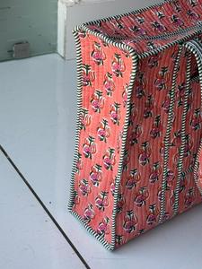 Bolsos Tote Personalizados a la Moda para Mujer, Bolso de Hombro con Estampado a Mano, Bolso de Diseñador Acolchado - Product Image 4