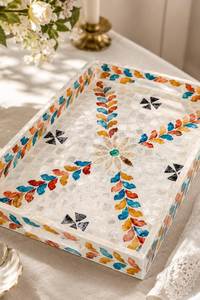 Plateau de service rectangulaire en mosaïque artisanale antique avec motif de feuilles colorées, assiette décorative bohème pour les plats de mariage et de fête - Product Image 1