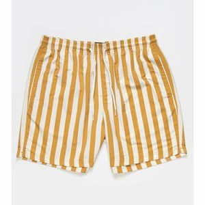 Shorts de sport pour homme, double couche, 100% polyester, motif sublimation haute qualité, taille élastique mi-haute, respirant et séchage rapide. - Product Image 1