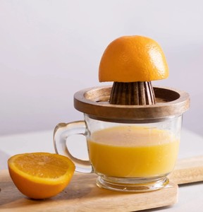Presse-agrumes manuel en bois naturel avec bol, extracteur de jus de fruits de table, outil de presse-fruits, vente en gros - Product Image 4