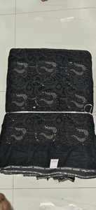Terciopelo Intrincado con 44 Bordados, Textil 9000, Textura Suave y Delicada, Brillo Pulido, Ideal para Prendas de Diseñador Festivas - Product Image 4
