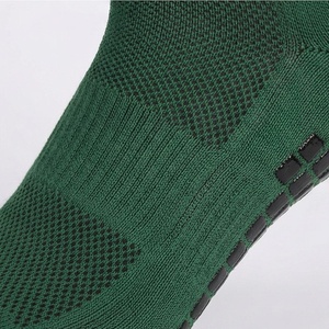 Green Crew <b>Socks</b> Solid Color Knitted Breathable Cotton <b>Men</b> Women Daily Casual Wear Spring Season Standard Thickness - Product Image 5