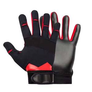 Gants de football américain personnalisés de haute qualité, avec votre propre logo imprimé, gants gaéliques GAA personnalisés - Product Image 1
