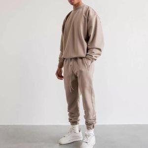 Survêtements personnalisés en gros pour hommes, ensemble deux pièces, tissu de qualité supérieure, survêtements tendance, costume pour la saison hivernale, dernier design - Product Image 1