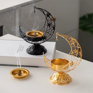 Brûleur d'encens en métal fiable en forme de lune avec étoiles, noir et or, support décoratif d'aromathérapie, utilisation toute saison - Product Image 4