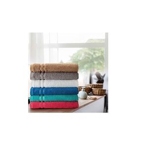 Ensemble de serviettes de bain de qualité hôtelière très demandées, en coton éponge épais, pour usage quotidien en salle de bain et en complexes hôteliers, disponible à la vente - Product Image 1