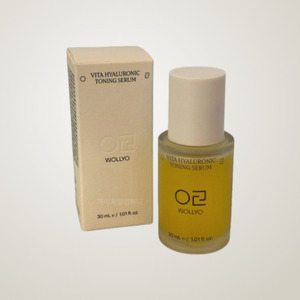 Suero facial coreano WOLLYO K-Beauty Vita Hyal Toning Serum 30ml Hecho en Corea Amarillo / Dorado Vitamina C Unisex - Product Image 4
