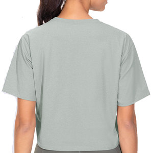 Crop top pour femme au design ergonomique, décontracté, pour la marche en plein air, vêtements d'été, manches courtes, impression personnalisable, crop tee tendance - Product Image 2