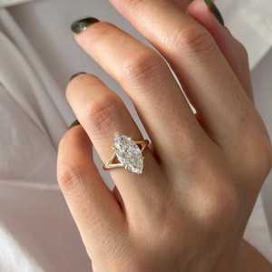 3.5 Carat Marquise E VVS2 Lab Grown Diamond BEAUTIFUL <b>Split</b> Shank Engagement <b>Ring</b> in Yellow Gold , IGI Certified - Product Image 3
