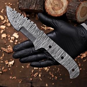 Cuchillo de Acero de Damasco en Blanco para Forjar, Hoja Completa, Cuchillo Tracker en Blanco, Kit de Cuchillo de Caza de Hoja Fija Personalizado OEM/ODM - Product Image 1