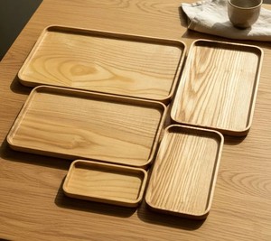 Plateau de service rectangulaire en bois, design minimaliste, fait main, poli, pour plats et assiettes - Product Image 6