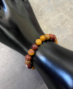 Pulsera de cuentas de jaspe mookaite natural de 8 mm, piedra preciosa pulida redonda, joyería para hombres y mujeres - Product Image 2