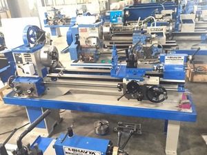 เครื่องกลึงโลหะขนาด 6 ฟุต แบบงานเบา พร้อมรูแกนหมุน 40 มม. สำหรับงานกลึงโลหะที่มีความแม่นยำสูงในห้องเครื่องมือและโรงงานขนาดเล็ก - Product Image 5