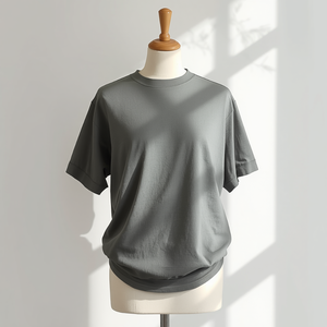 เสื้อยืดผ้าฝ้ายแท้ 100% คอมบ์ริงสปัน ทรงหลวม น้ำหนัก 150-180 GSM เนื้อนุ่ม ระบายอากาศดี แขนสั้น พร้อมบริการ OEM ODM ปรับแต่งได้ - Product Image 4