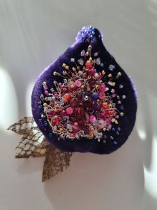 MD HANDICRAFTS Handcrafted Embroidery Beaded Brooch with Sparkling Beads and Fine Detailing <b>for</b> <b>Wedding</b> Occasions (Unisex) - Product Image 5