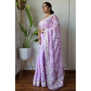 Saree de créateur avec broderie Zari et travail de la pierre Robes élégantes - Product Image 5