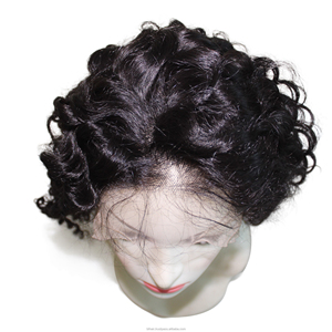 Nuestra peluca con frente de encaje 13x4, 100% cabello humano real HD, presenta ondas profundas, brillo natural, rizos definidos y sin enredos. - Product Image 2
