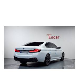 BMW Serie 5 530i M Sport Modelo 2023/4, 41,585 km, Emisión Euro V, Volante a la Izquierda, Caja de Cambios Automática, Techo Solar, Pantalla Táctil - Product Image 2